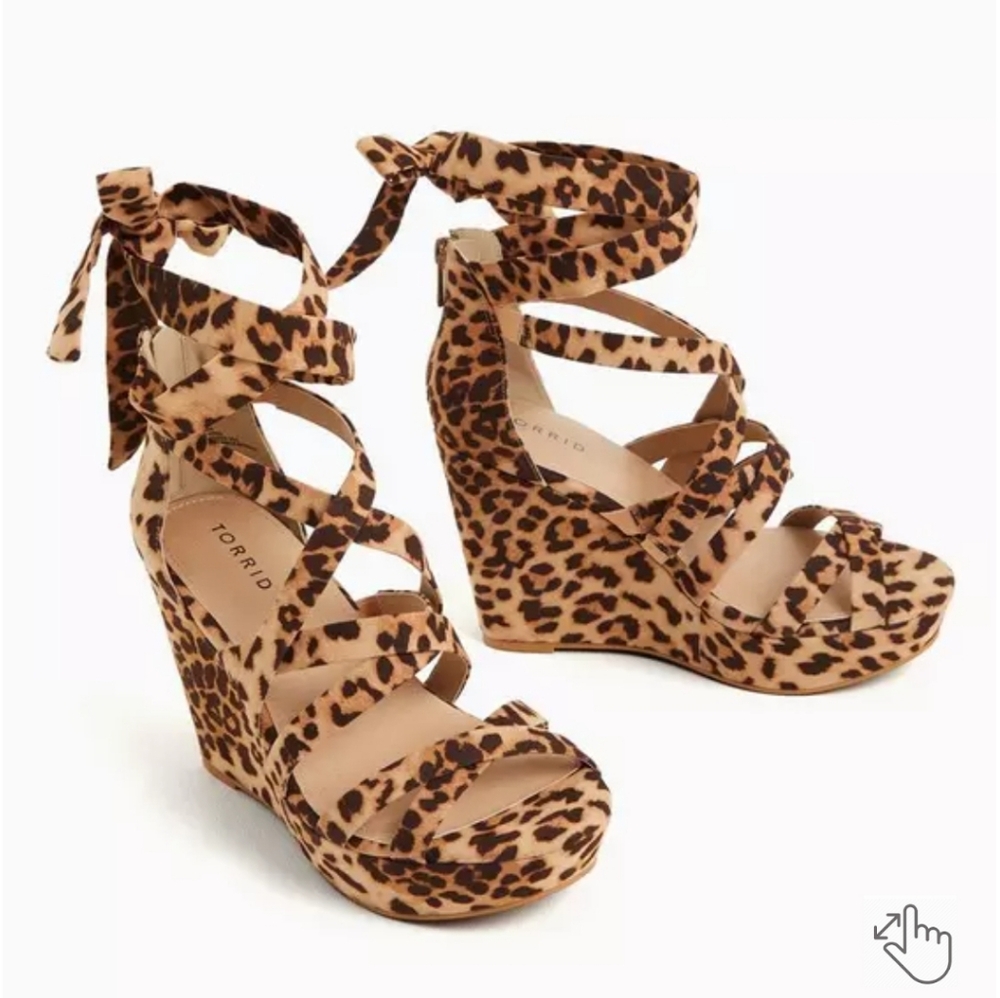 Torrid Leopard Wrap Platform Wedge, size 9W
